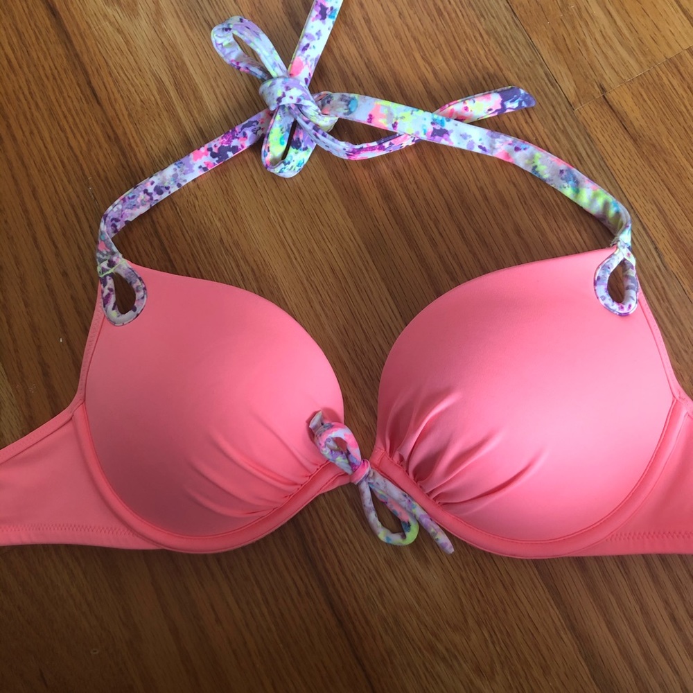 VS 34B SEXY PUSH UP SWIM TOP🌼